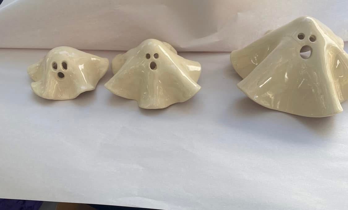 White ceramic ghost lights