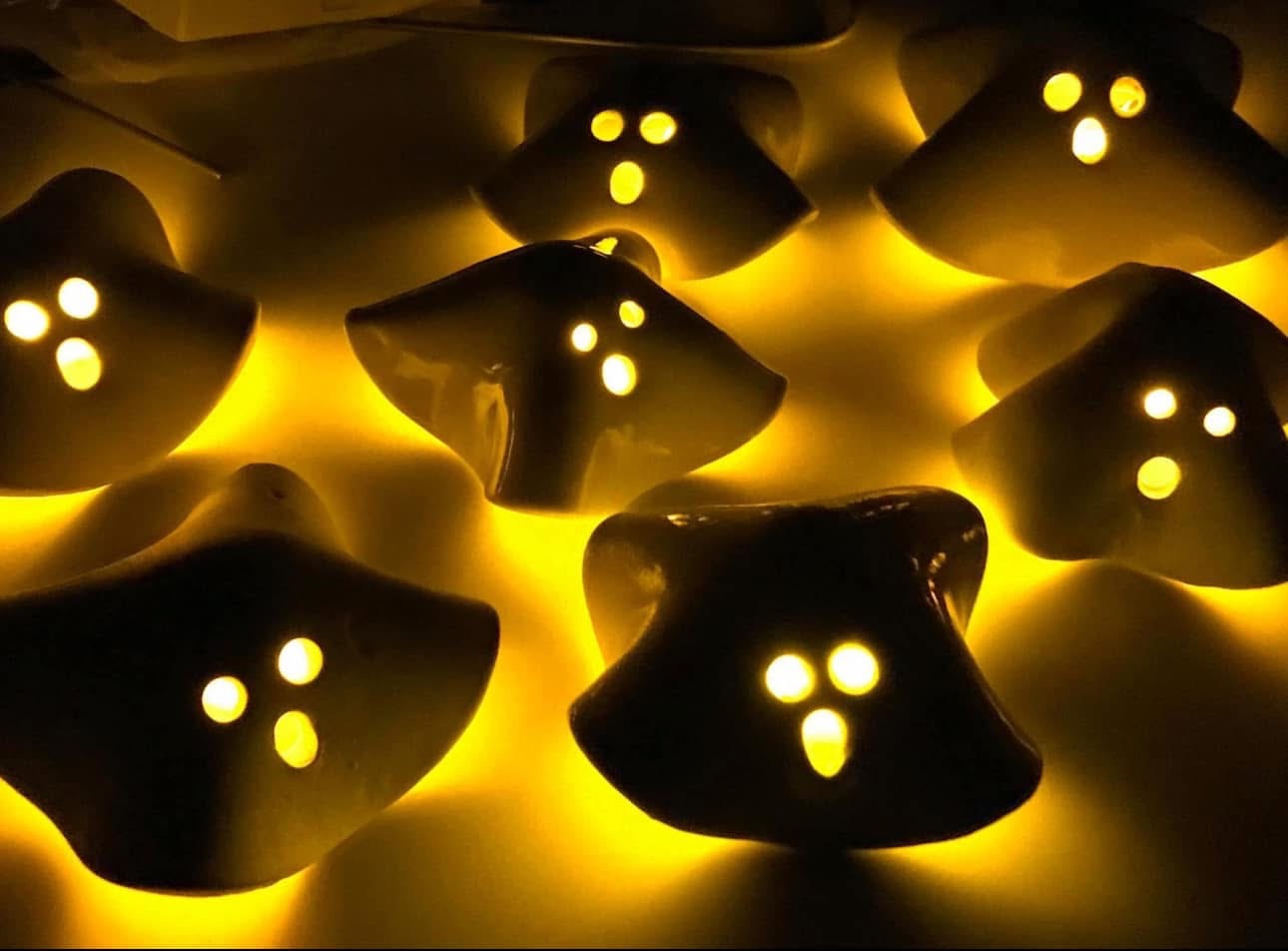 Glowing ceramic ghost lights